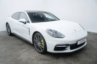 Porsche Panamera 4 E-Hybrid 3.0 340kW thumbnail
