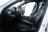 Porsche Panamera 4 E-Hybrid 3.0 340kW thumbnail