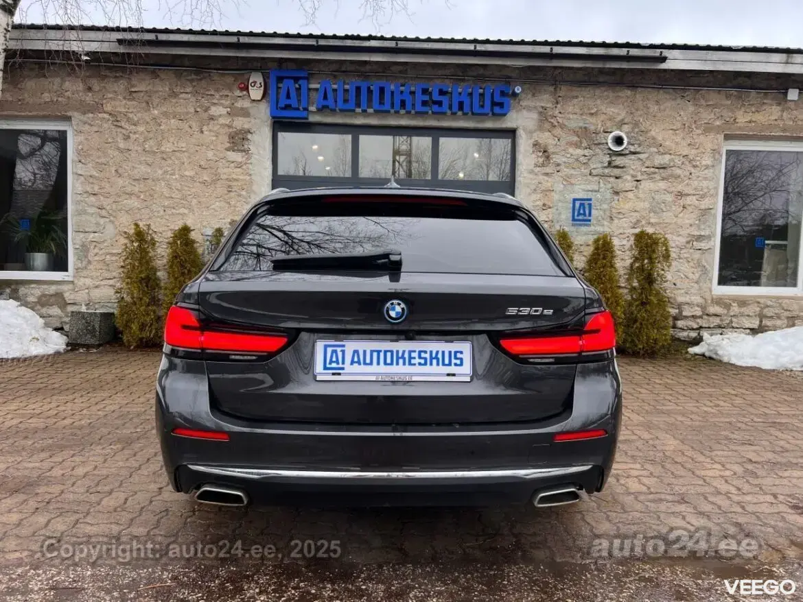 BMW 530E Touring M-STYLE PLUG-IN 2.0 215kW