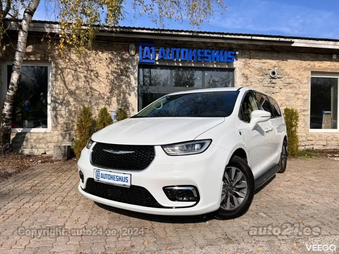 Chrysler Pacifica PLUG - IN HYBRID 3.6 162kW