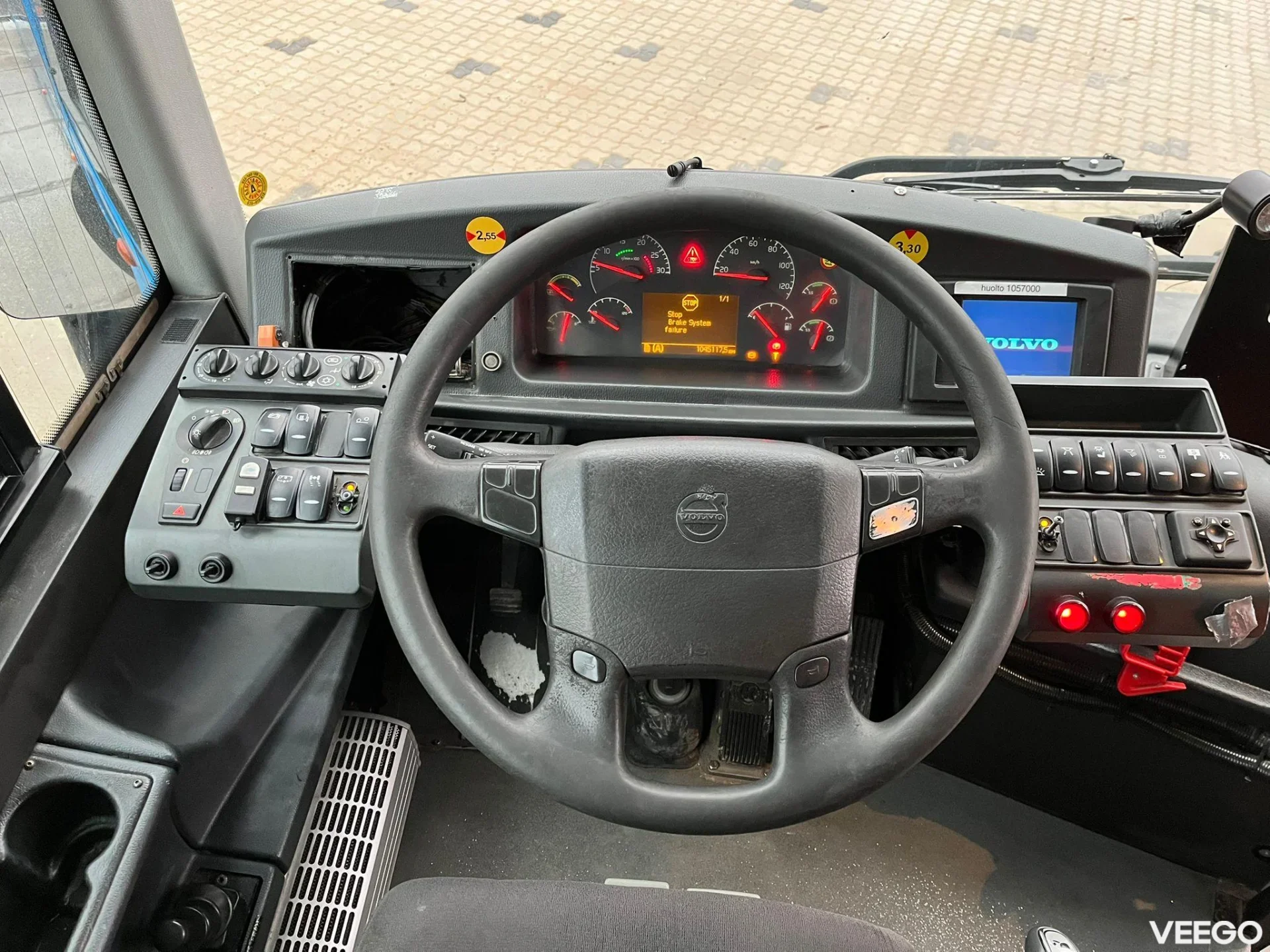 Volvo B12B EURO 5 / AC / AUXILIARY HEATING  250kW