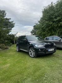 BMW X series E70 3.0 173kW thumbnail