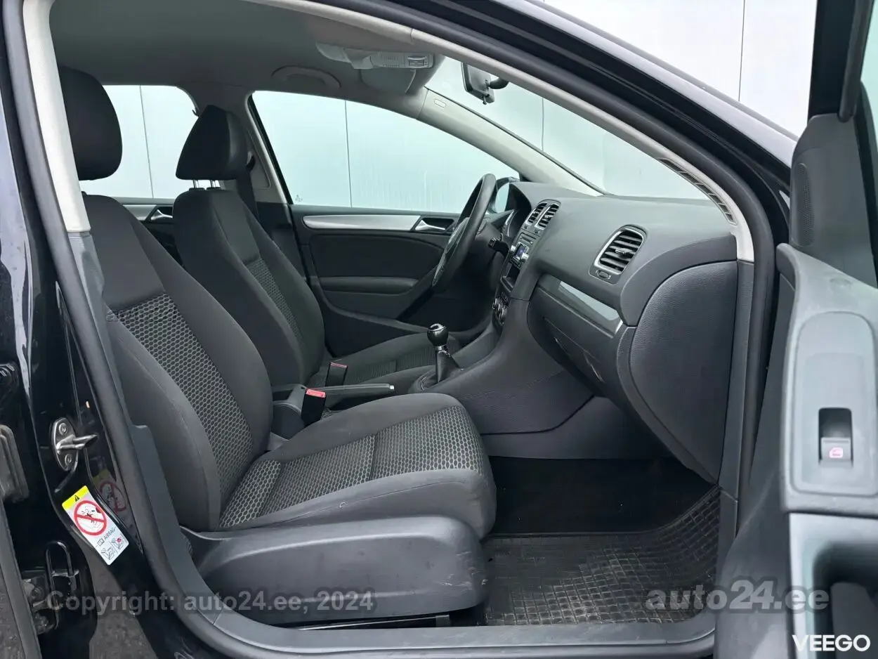 Volkswagen Golf 1.2 77kW