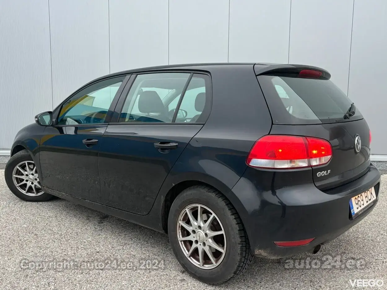 Volkswagen Golf 1.2 77kW