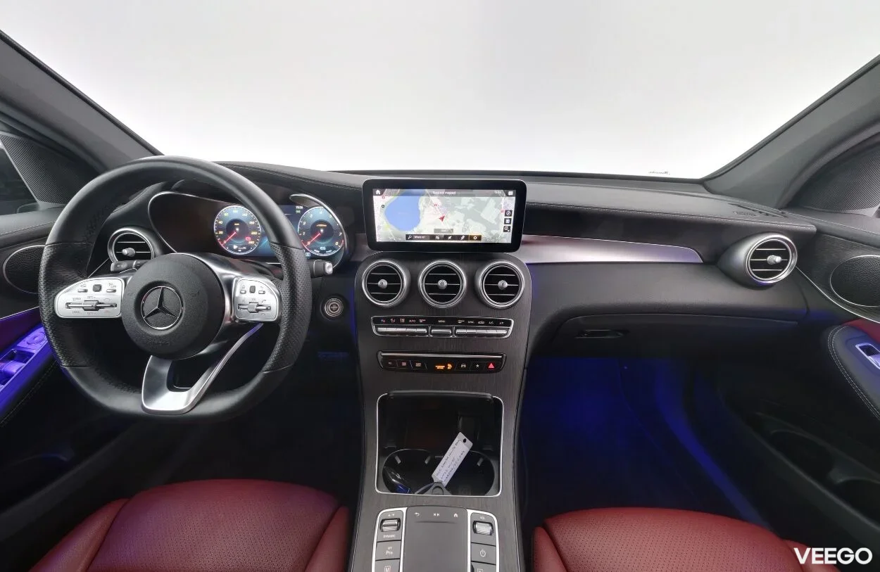 Mercedes-Benz GLC200 4Matic Coupe AMG 2 145kW