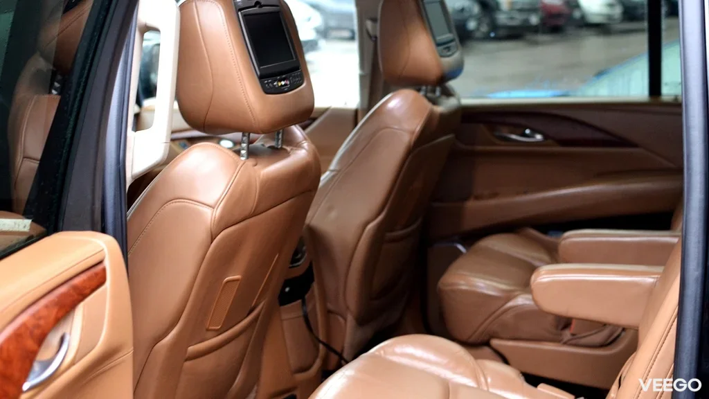 Cadillac Escalade ESV 6.2 313kW