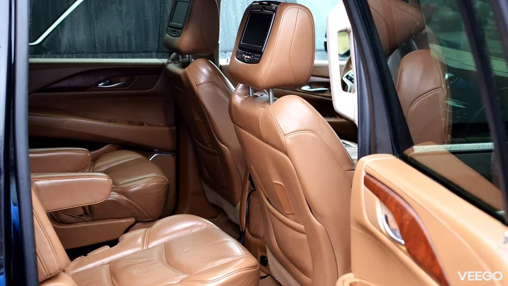 Cadillac Escalade ESV 6.2 313kW