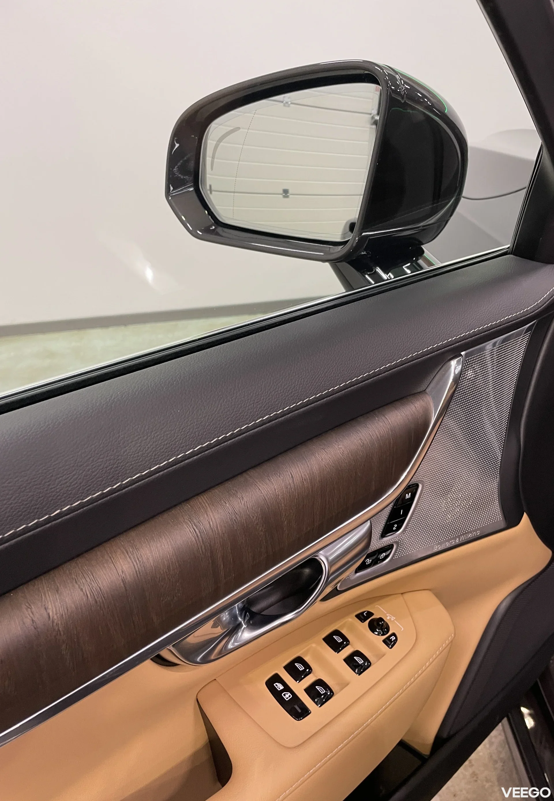 Volvo S90 Ultimate Bright AT AWD 220kW