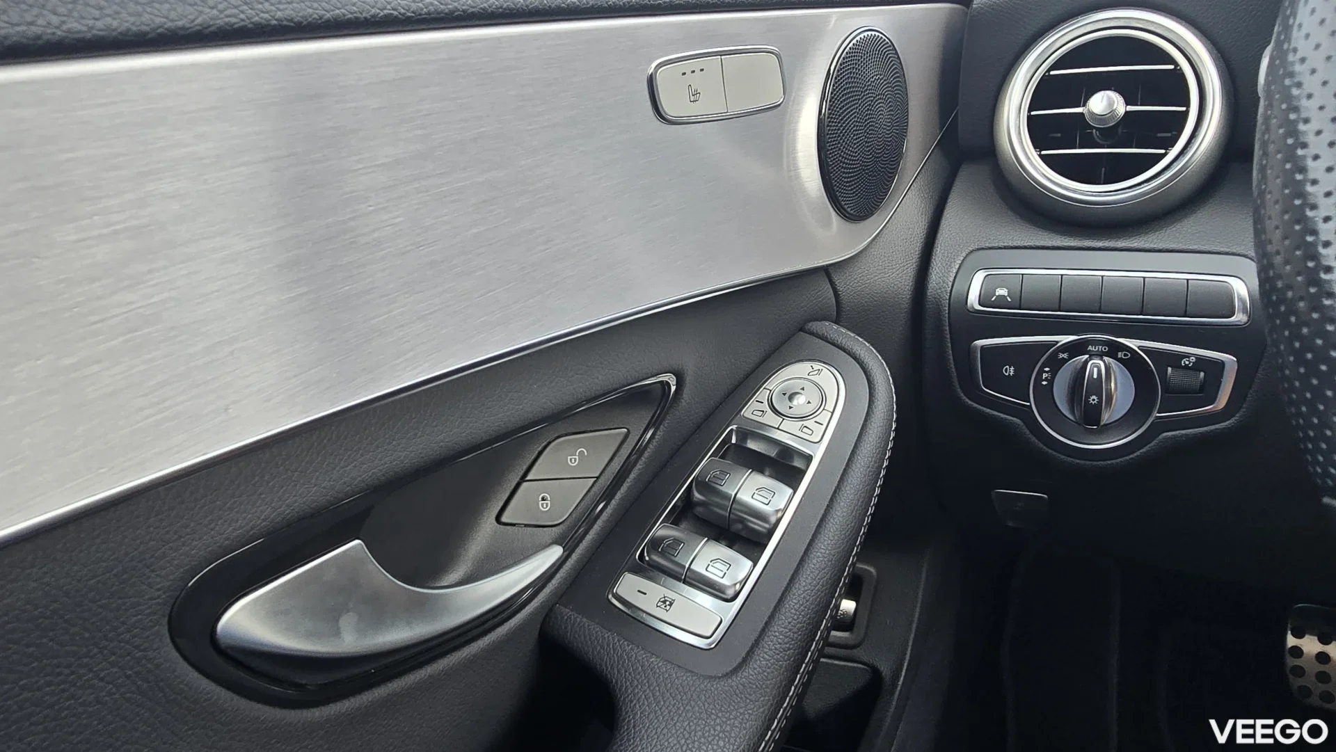 Mercedes-Benz C class C180 AMG Line 1.5 115kW