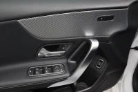 Mercedes-Benz A180 Progressive 1.3 100kW thumbnail