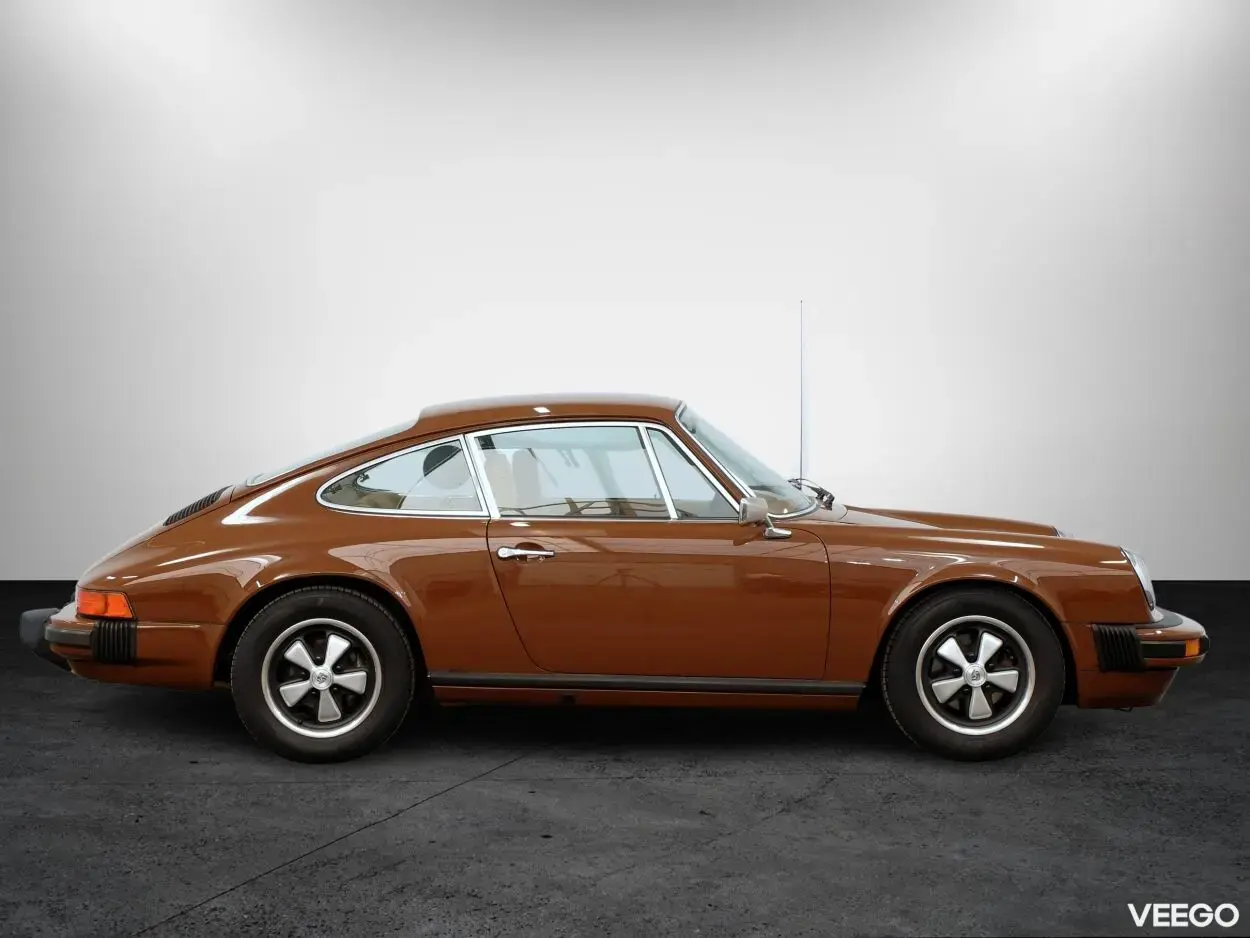 Porsche 911 S Coupe 2.7 129kW