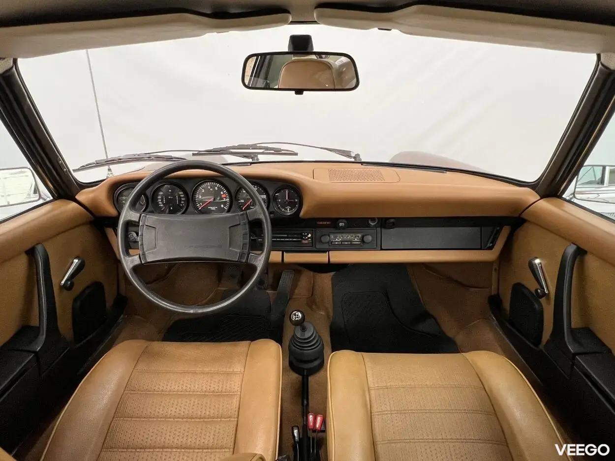 Porsche 911 S Coupe 2.7 129kW