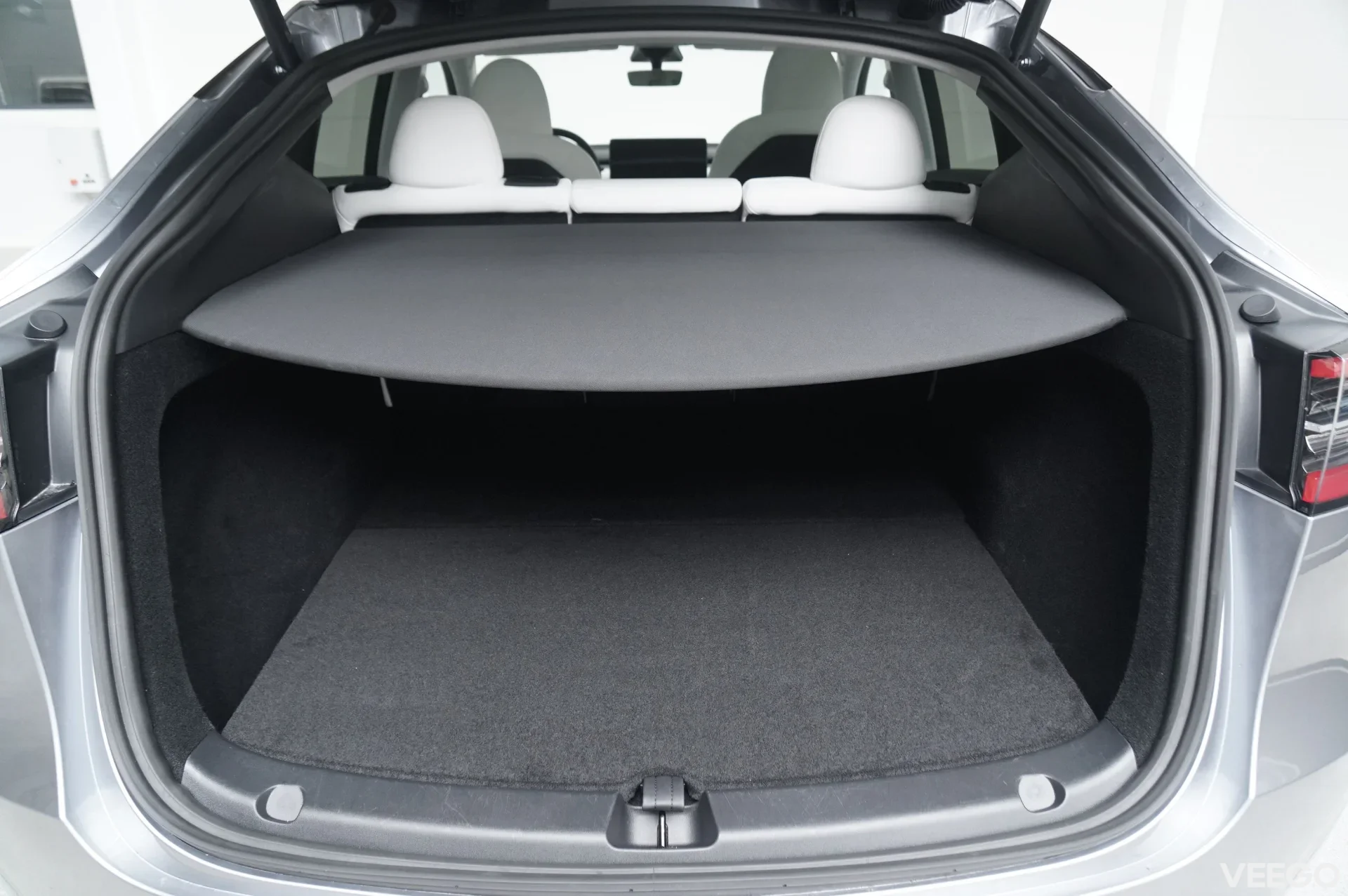 Tesla Model Y LONG RANGE DUAL MOTOR AWD 190kW