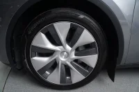 Tesla Model Y LONG RANGE DUAL MOTOR AWD 190kW thumbnail