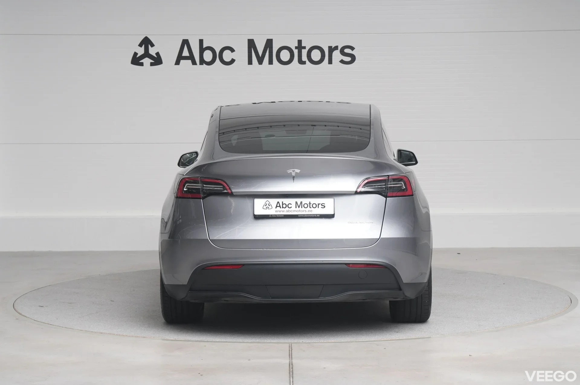 Tesla Model Y LONG RANGE DUAL MOTOR AWD 190kW