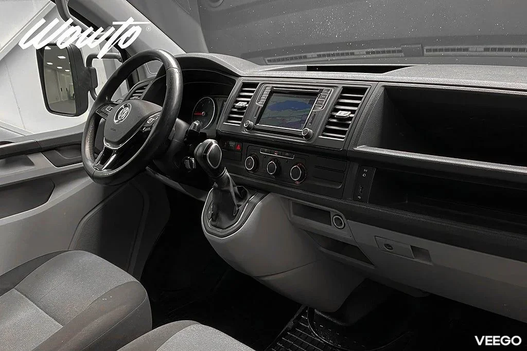 Volkswagen Transporter Chassi 2.0 TDI DSG 150HK 3-Sits /Moms/4.95% 110kW