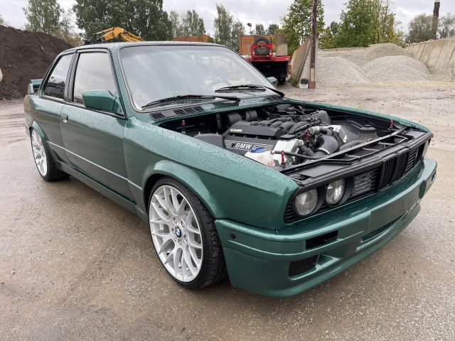 Image of BMW 316 316 (4.0i) 4.0 210kW