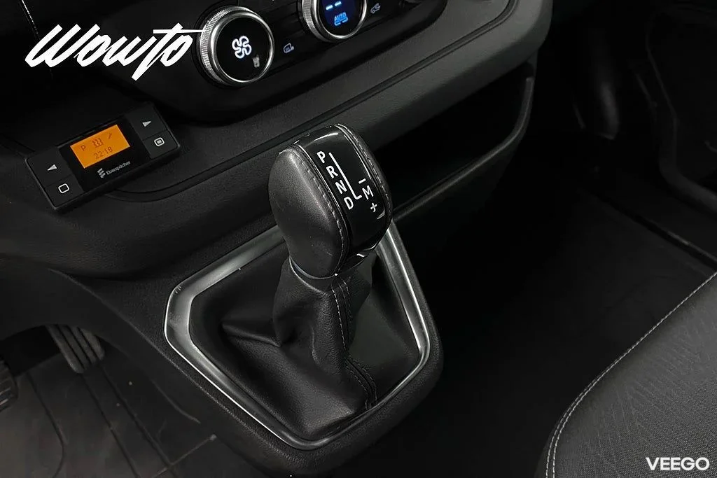 Renault Trafic 2.0 dCi EDC 150HK L2 3-Sits Nordic Line /Moms 110kW