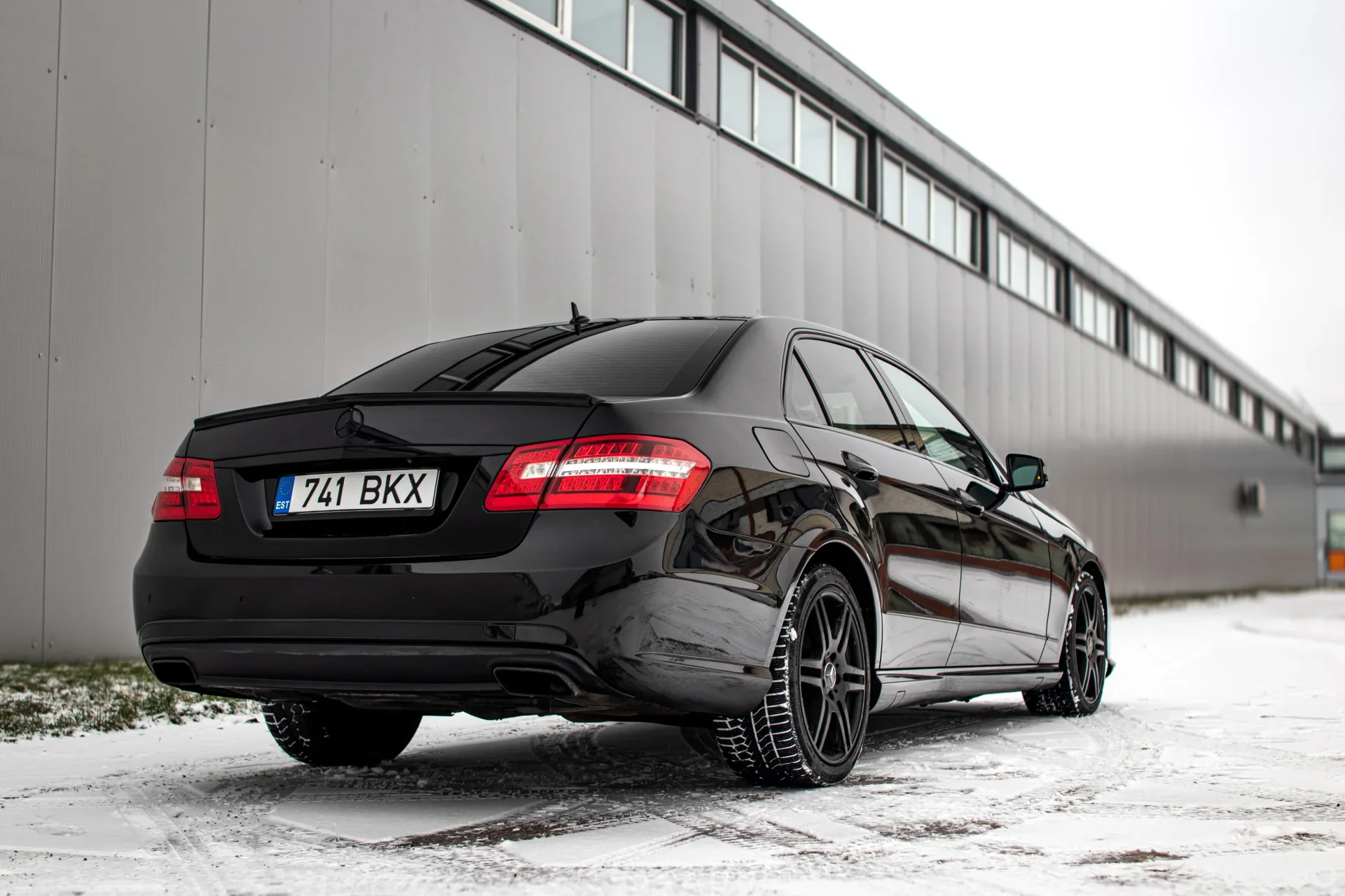 Mercedes-Benz E350 3.0 170kW