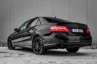 Mercedes-Benz E350 3.0 170kW thumbnail