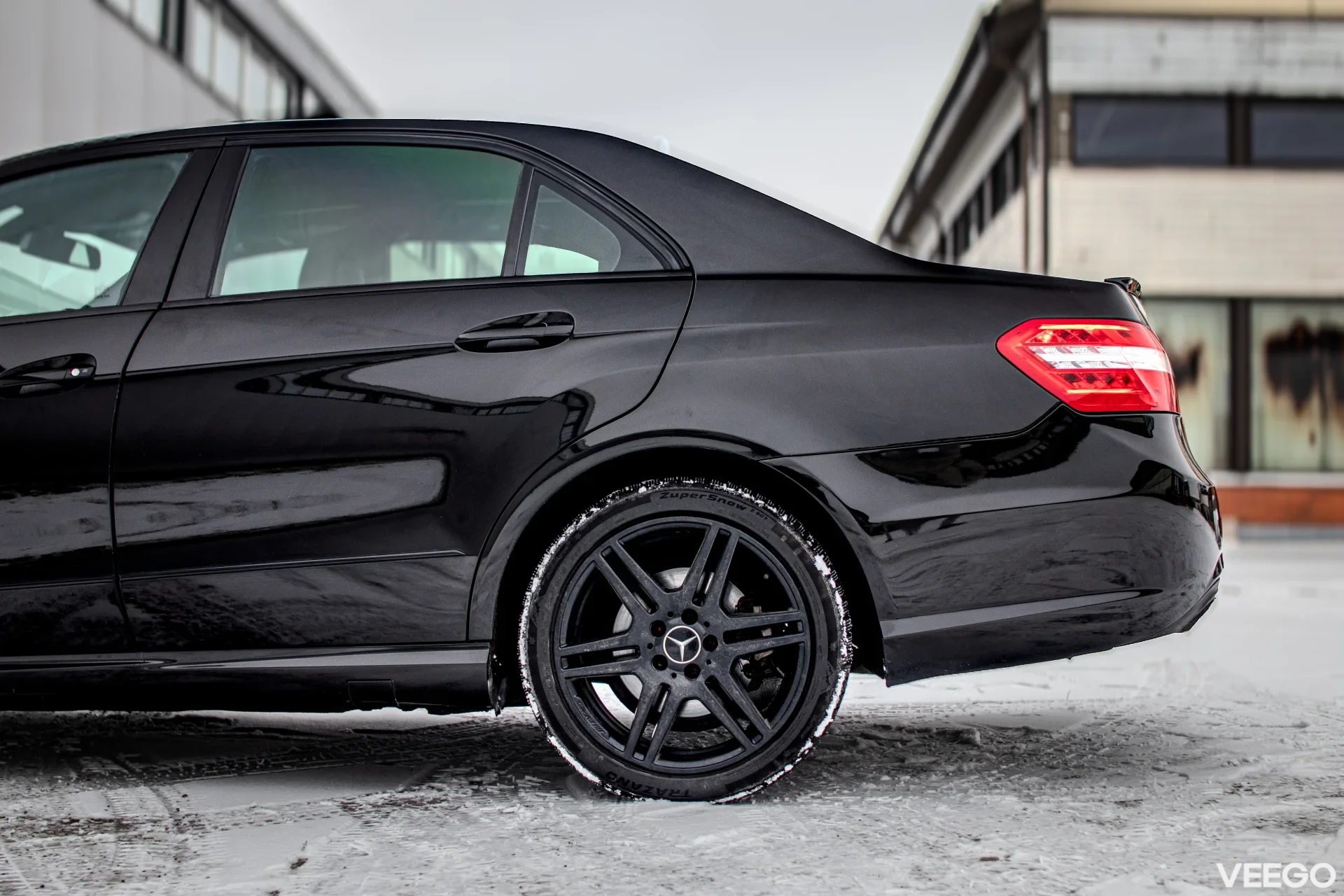 Mercedes-Benz E350 3.0 170kW