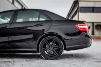 Mercedes-Benz E350 3.0 170kW thumbnail