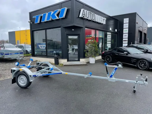 Image of Tiki Treiler Paadihaagis lehtvedrudega kW