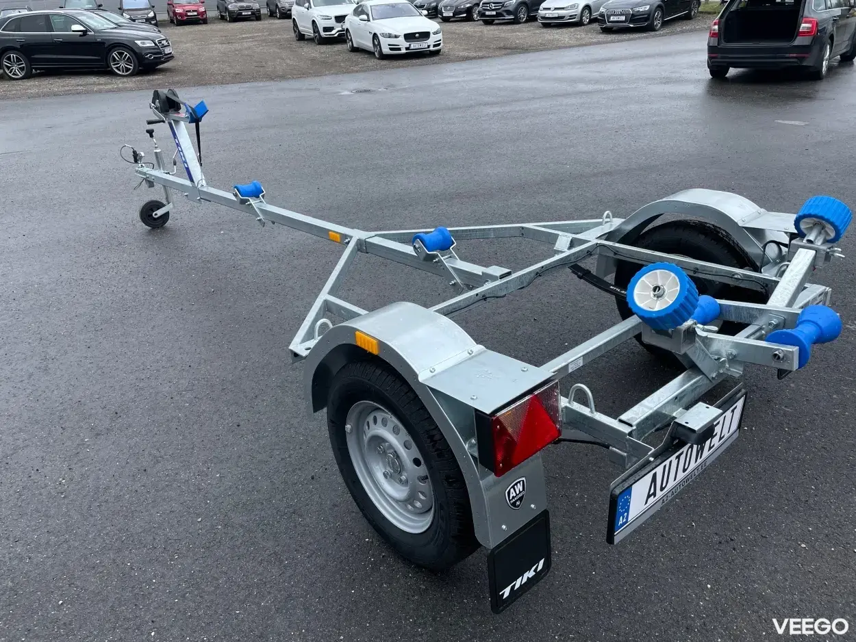 Tiki Treiler Paadihaagis lehtvedrudega kW