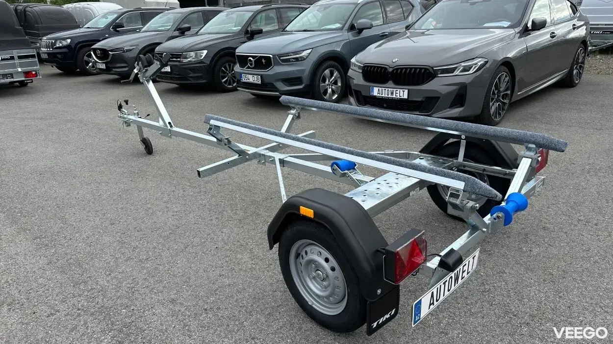 Tiki Treiler Paadihaagis siinidega