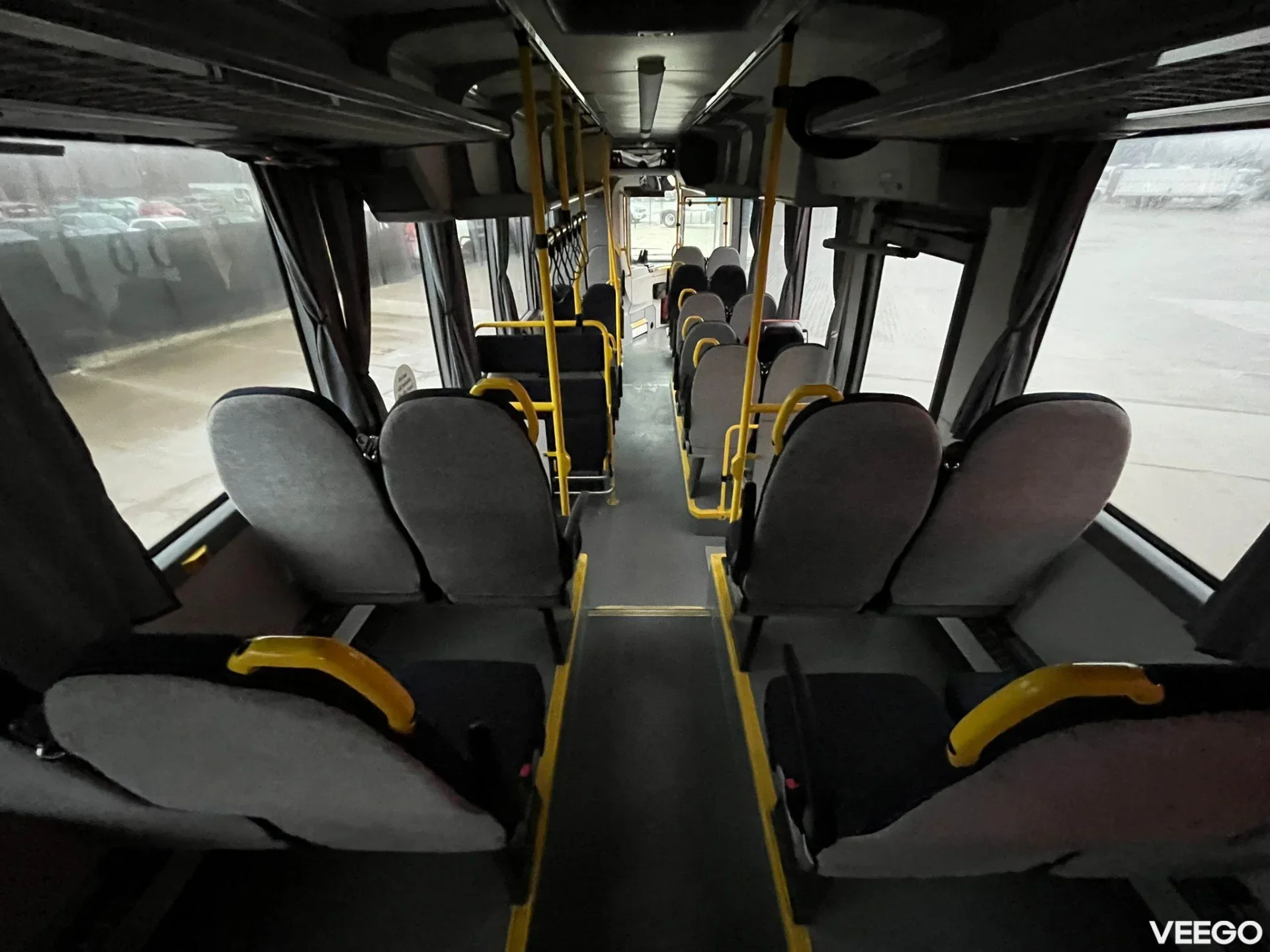 Volvo B8RLE 4 SIMILAR AVAILABLE / 47 SEATS / AC / AUXILIARY HEATING  240kW
