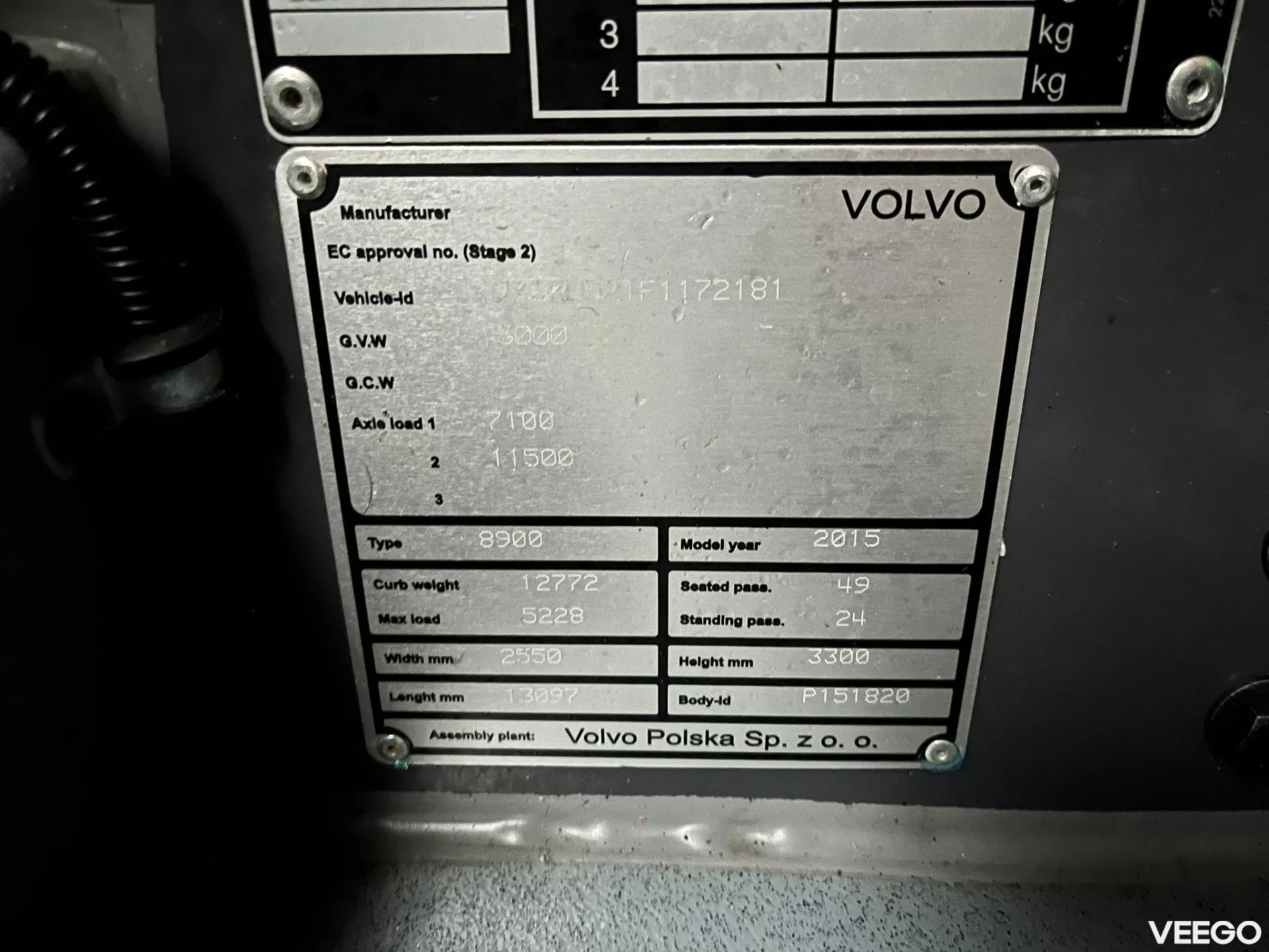 Volvo B8RLE 4 SIMILAR AVAILABLE / 47 SEATS / AC / AUXILIARY HEATING  240kW