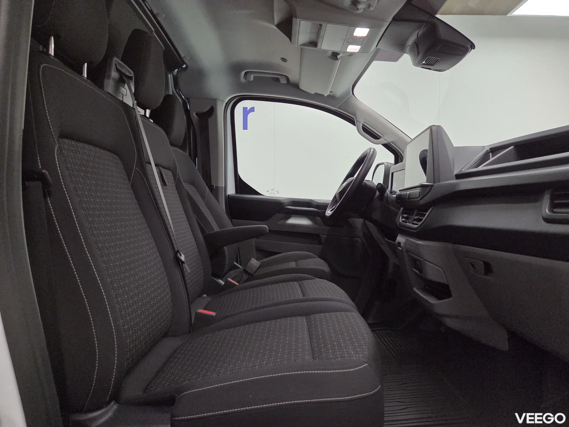 Ford Transit Custom V710 VAN 2.0L Panther 125kW / 170hj 8-käiguline automaat FWD Trend 320L 2.0 125kW