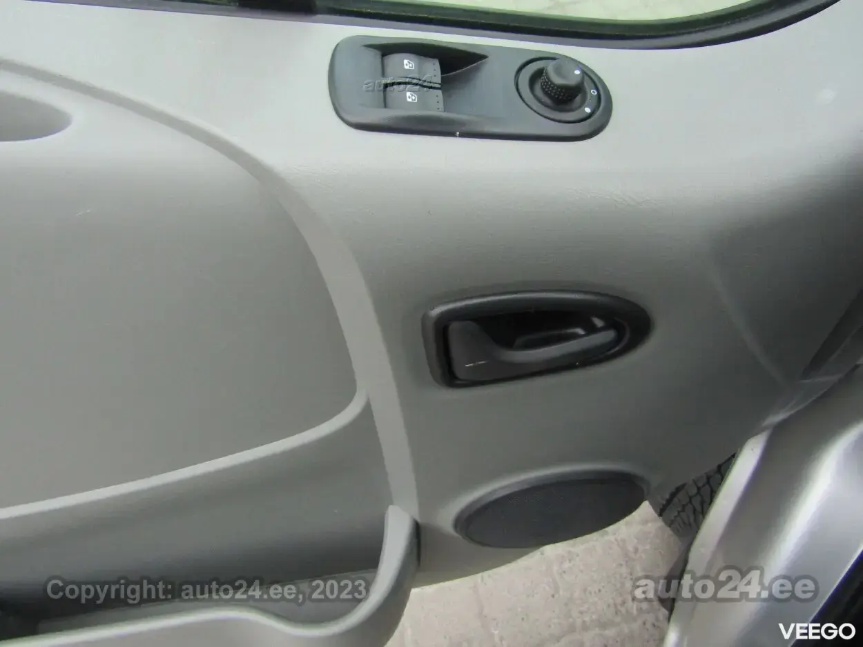 Opel Vivaro 1.9 74kW