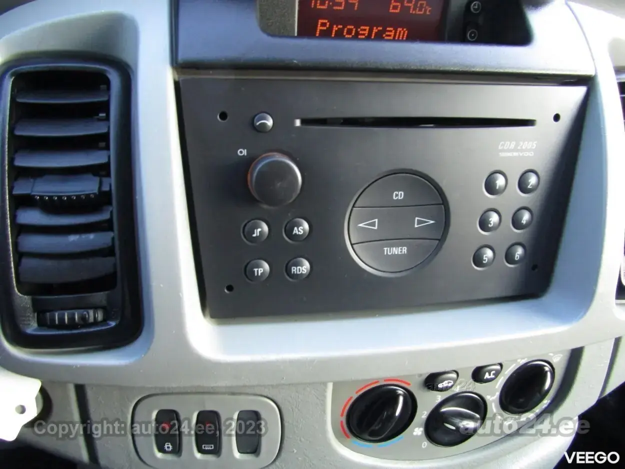 Opel Vivaro 1.9 74kW