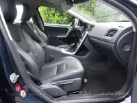 Volvo V60 R-Design City Safety 2.0 133kW thumbnail