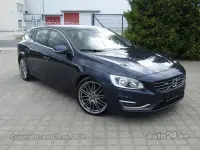 Volvo V60 R-Design City Safety 2.0 133kW thumbnail