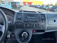 Volkswagen Caravelle 2.5 96kW thumbnail