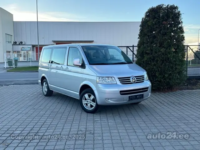 Image of Volkswagen Caravelle 2.5 96kW