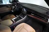 Audi Q8 210kW thumbnail