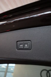 Audi Q8 210kW thumbnail