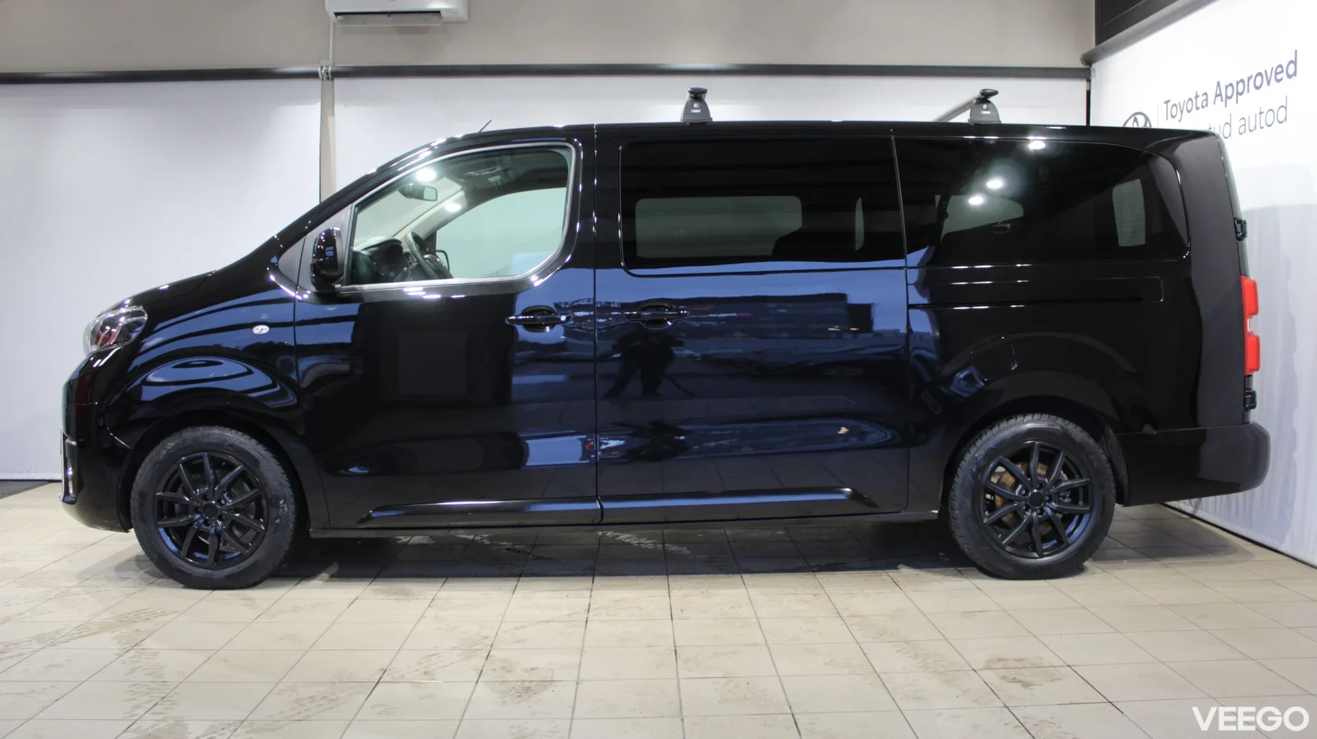 Toyota Proace Verso Long Shuttle 2 110kW