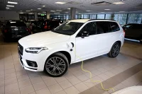 Volvo XC90 AWD T8 H&K ULTIMATE DARK XENIUM INTELLI SAFE 2 335kW thumbnail