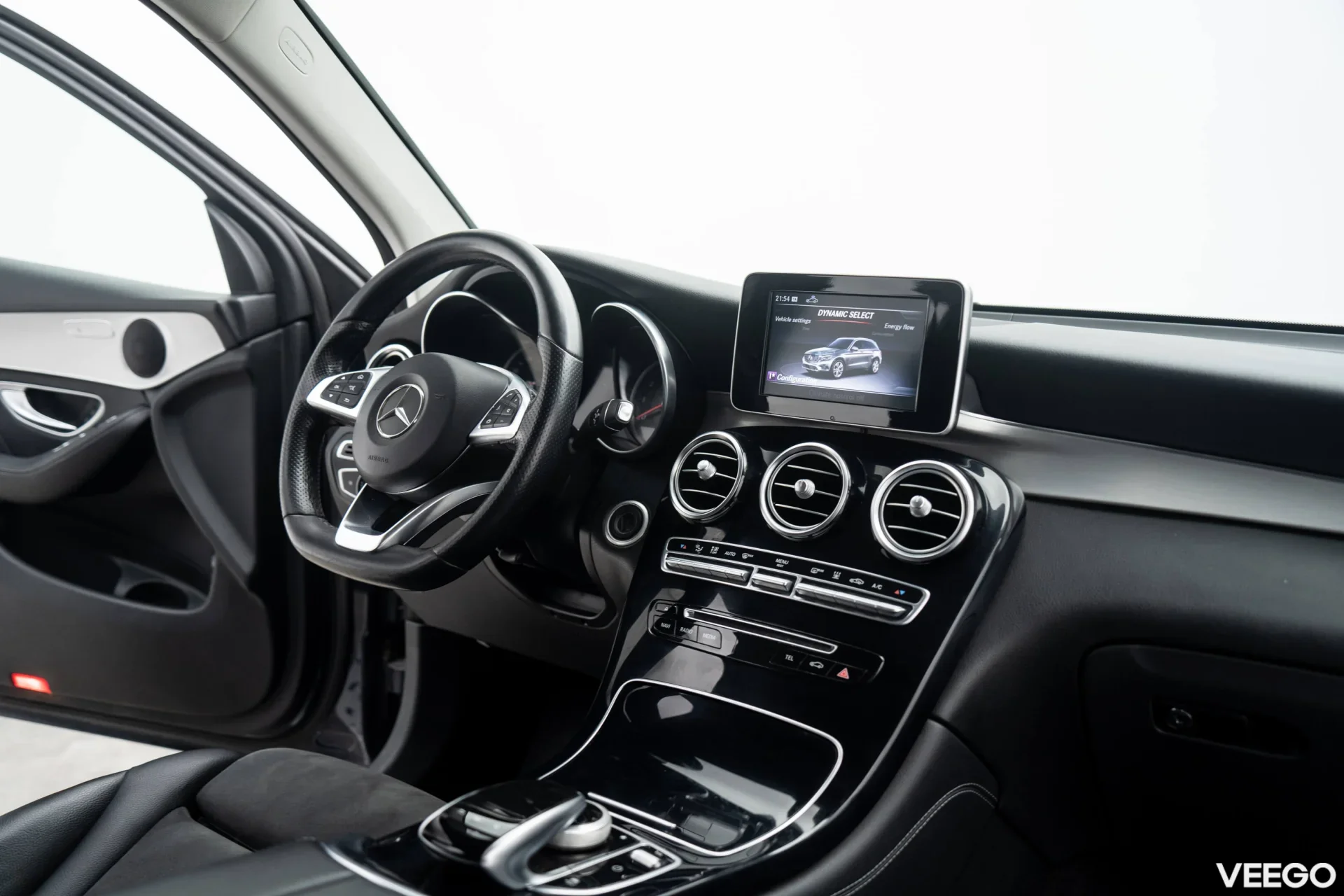 Mercedes-Benz GLC350 e 4Matic AMG 2.0 235kW