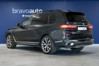 BMW X7 M50D 294kW thumbnail