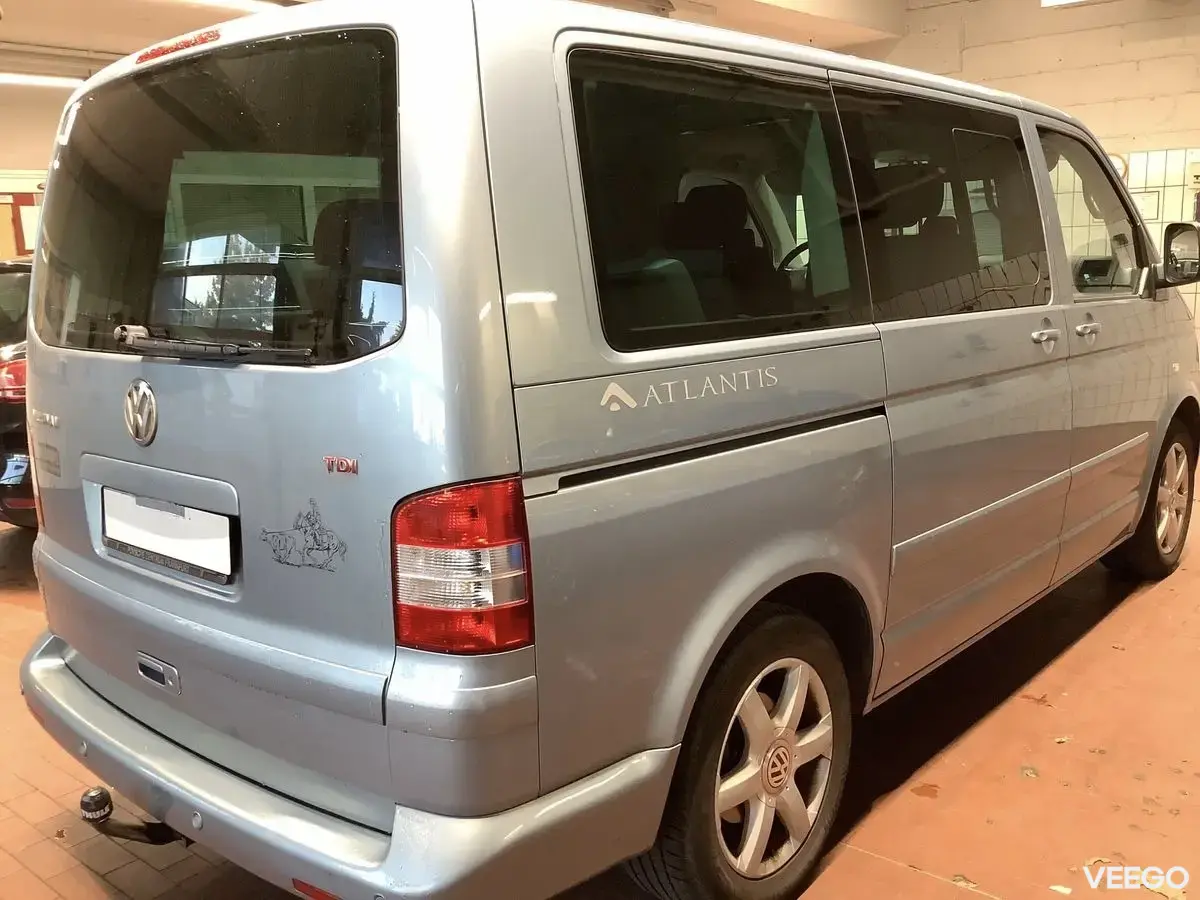 Volkswagen Multivan 2.5 96kW