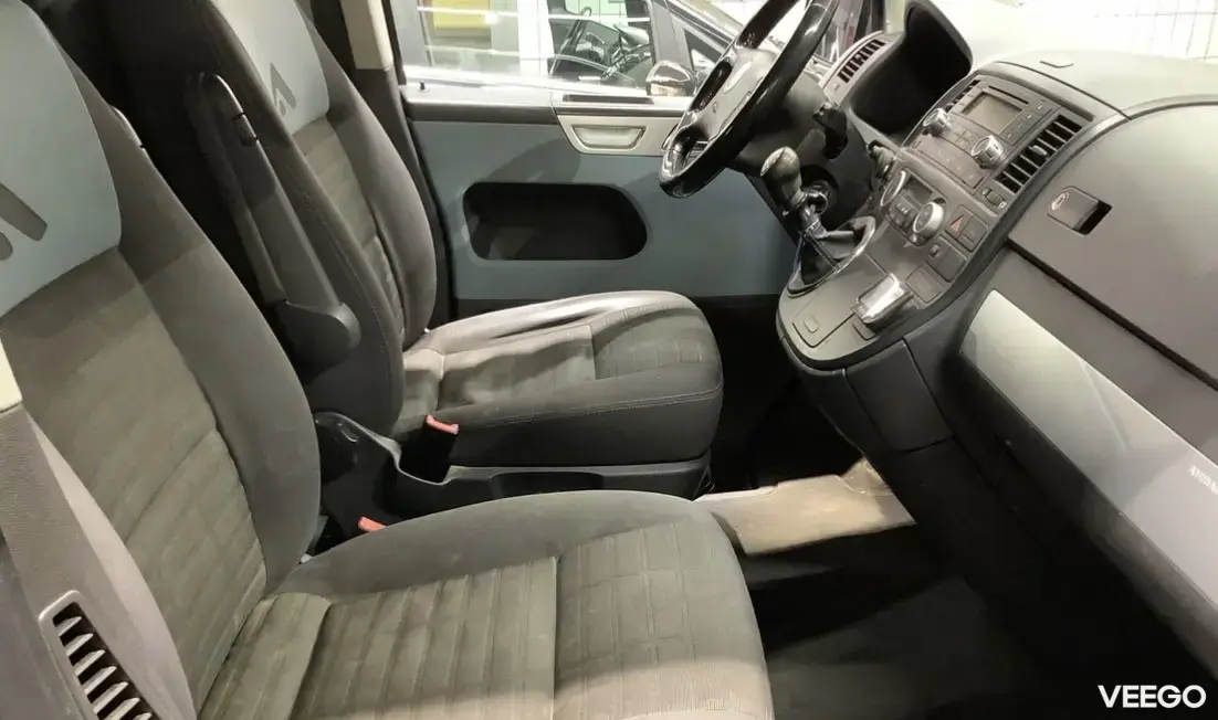 Volkswagen Multivan 2.5 96kW