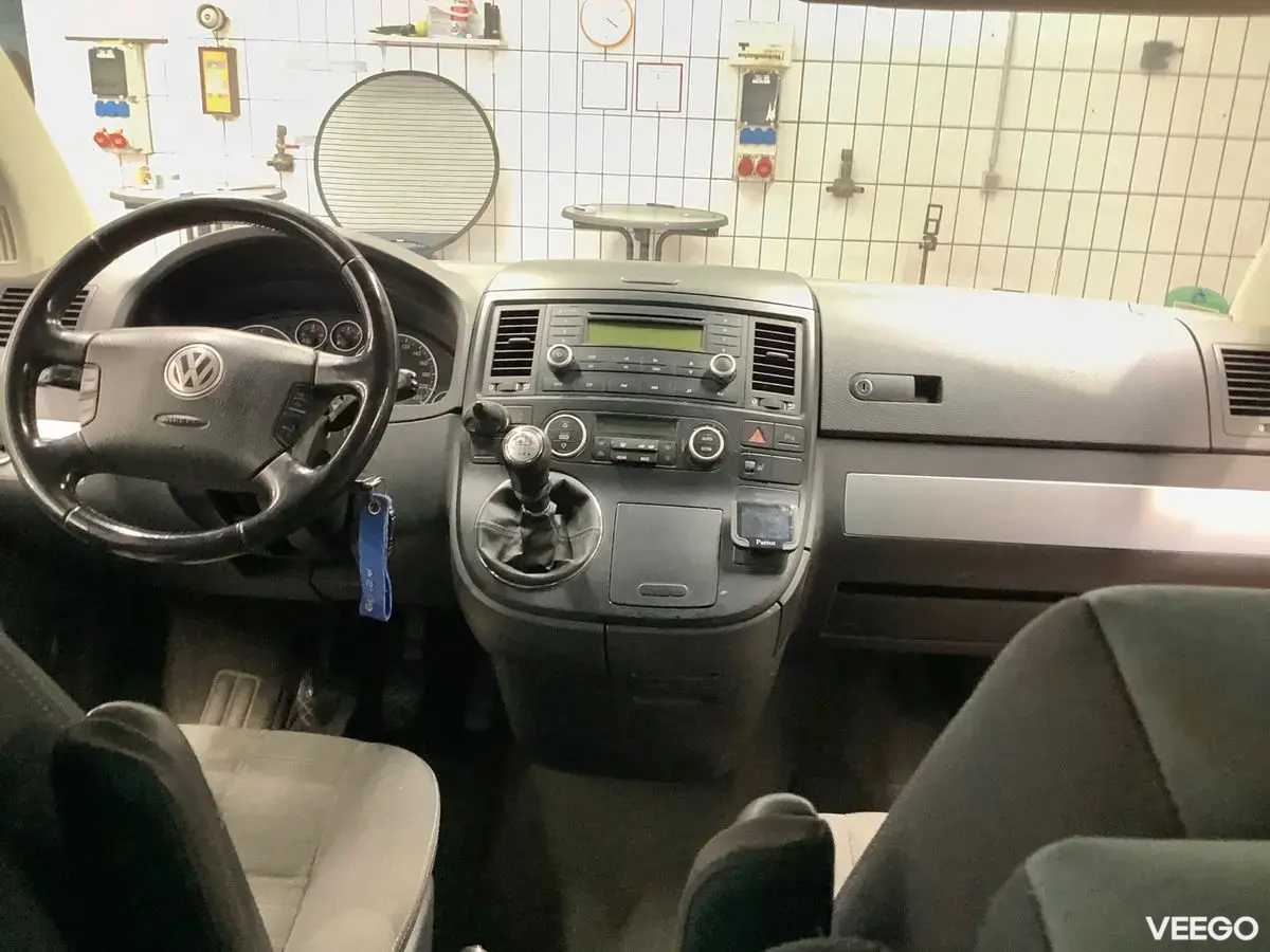 Volkswagen Multivan 2.5 96kW