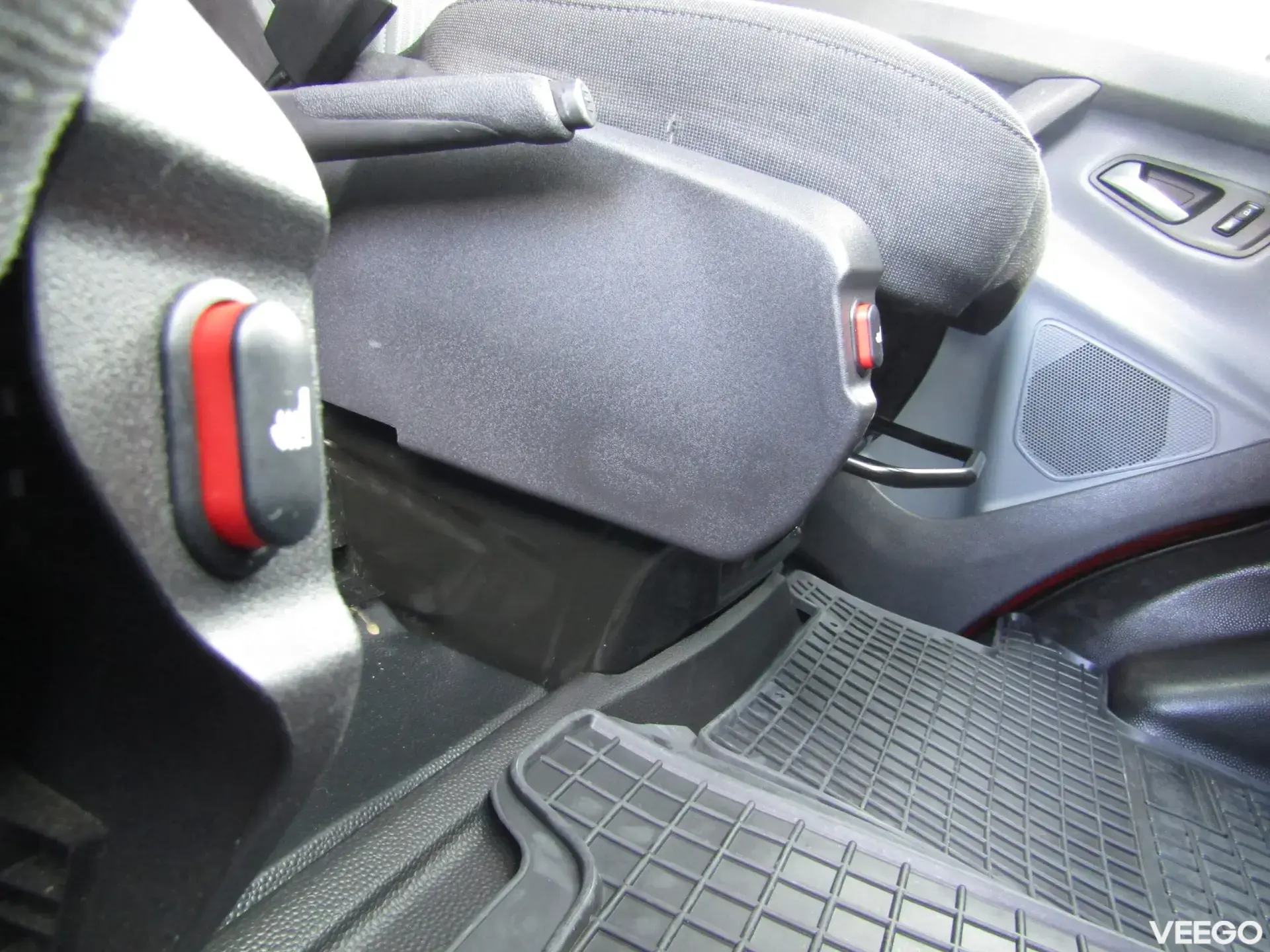 Ford Tourneo Custom 2.0 96kW