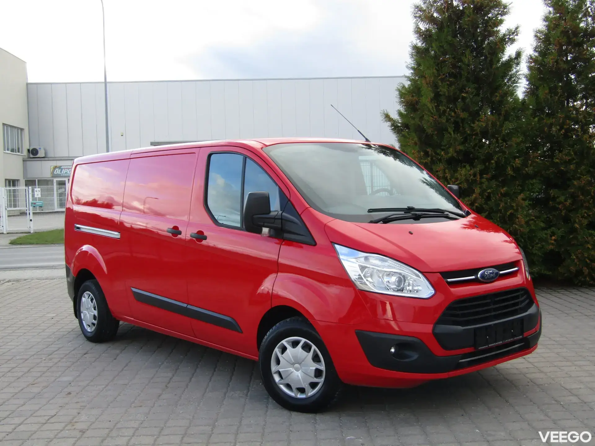 Ford Tourneo Custom 2.0 96kW