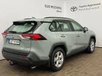 Toyota RAV4 131kW thumbnail